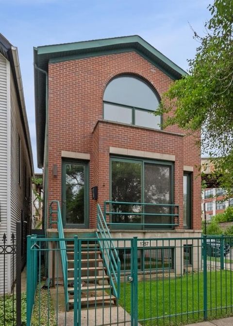 Photo of 1757 W Newport Avenue, Chicago, IL 60657 (MLS # 12660644)
