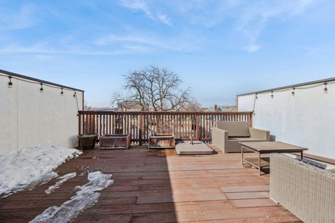 Tiny photo for 422 Pennsylvania Way, Oak Park, IL 60302 (MLS # 12559485)