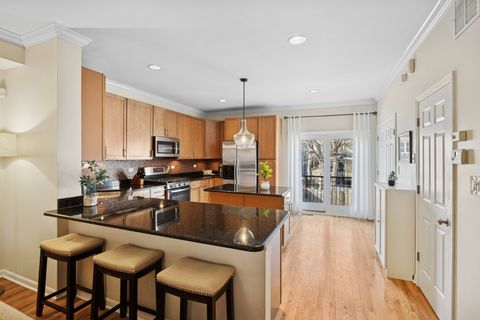 Tiny photo for 422 Pennsylvania Way, Oak Park, IL 60302 (MLS # 12559485)