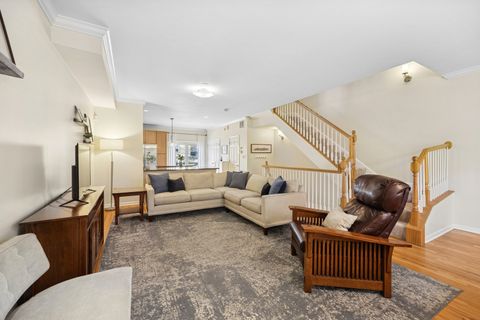 Tiny photo for 422 Pennsylvania Way, Oak Park, IL 60302 (MLS # 12559485)