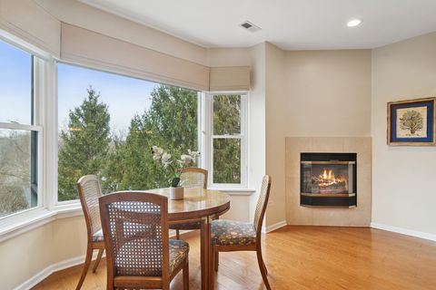 Tiny photo for 20 Trafalgar Square #401, Lincolnshire, IL 60069 (MLS # 12571232)