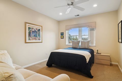 Tiny photo for 20 Trafalgar Square #401, Lincolnshire, IL 60069 (MLS # 12571232)