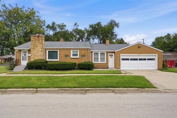 1270 VAN ST, ELGIN, IL 60123 - Image a690f46fa7c61ac4e77b5a3ed5601552/1358170141