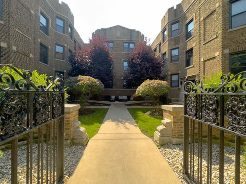 637 W Cornelia Avenue 3W Chicago IL 60657