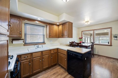 Tiny photo for 4239 Park Avenue, Brookfield, IL 60513 (MLS # 12569829)