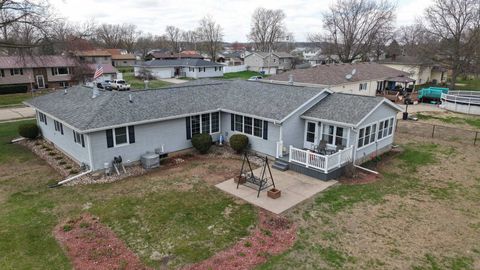 Tiny photo for 1414 Rosehill Avenue, Camanche, IA 52730 (MLS # 12616454)