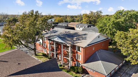 A home in Oak Lawn