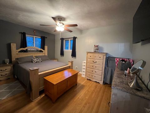 Tiny photo for 499 Gilbert Drive, Wood Dale, IL 60191 (MLS # 12674259)