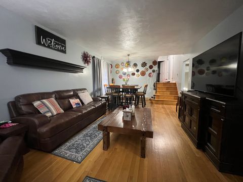 Tiny photo for 499 Gilbert Drive, Wood Dale, IL 60191 (MLS # 12674259)