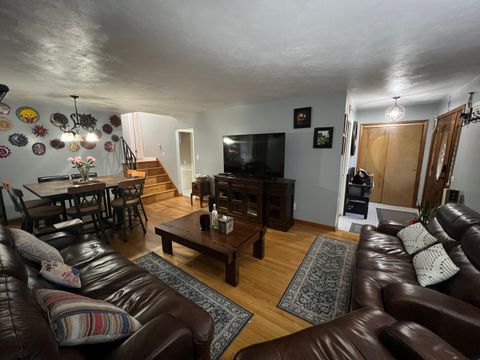 Tiny photo for 499 Gilbert Drive, Wood Dale, IL 60191 (MLS # 12674259)