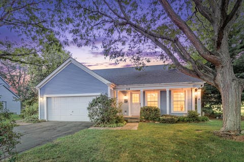 Photo of 110 Port Cove CV, Carpentersville, IL 60110 (MLS # 12713343)
