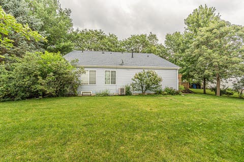 Tiny photo for 110 Port Cove CV, Carpentersville, IL 60110 (MLS # 12713343)