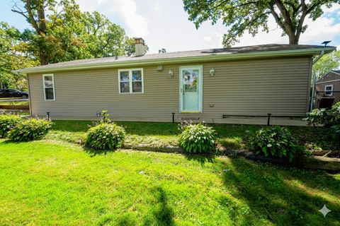 Tiny photo for 39450 N Circle Avenue, Antioch, IL 60002 (MLS # 12469462)