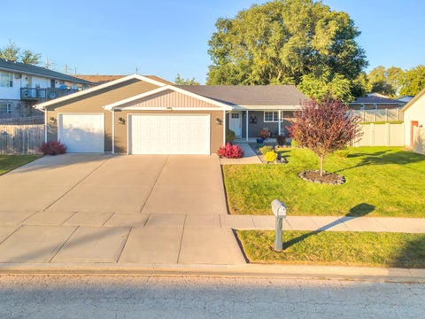 Photo of 123 E First Street, Manteno, IL 60950 (MLS # 12781155)