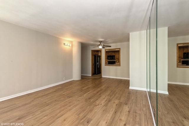 155 N HARBOR Drive 1607