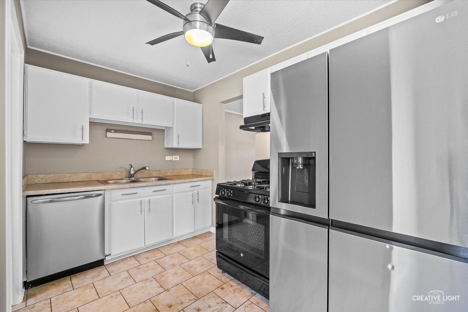 1194 Windsor Lane