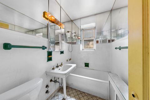 Tiny photo for 6935 S Crandon Avenue #8D, Chicago, IL 60649 (MLS # 12588210)