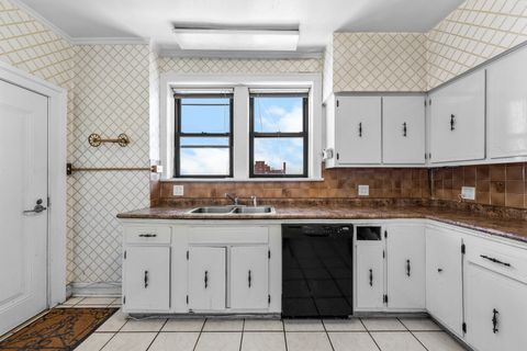 Tiny photo for 6935 S Crandon Avenue #8D, Chicago, IL 60649 (MLS # 12588210)