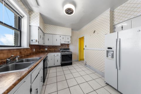 Tiny photo for 6935 S Crandon Avenue #8D, Chicago, IL 60649 (MLS # 12588210)