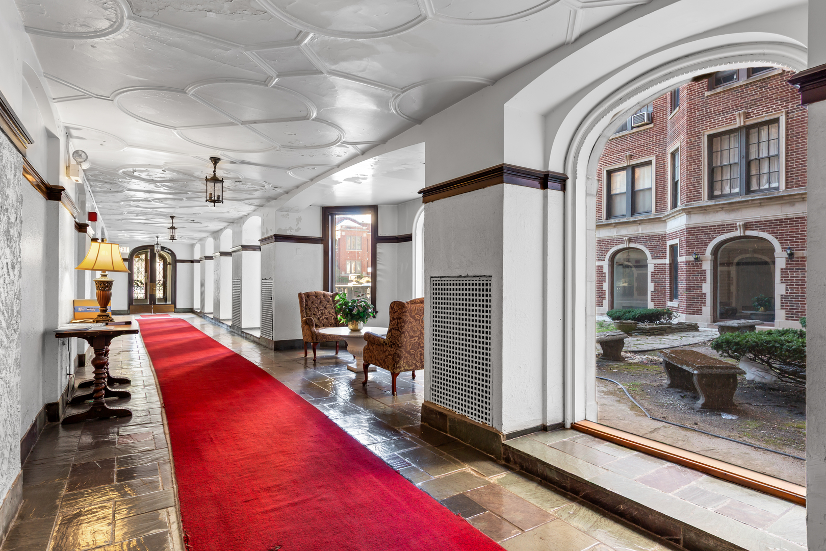 6935 S Crandon Avenue 8D