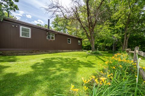 Tiny photo for 34835 N Long Avenue, Ingleside, IL 60041 (MLS # 12641873)