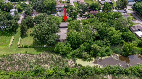 Tiny photo for 34835 N Long Avenue, Ingleside, IL 60041 (MLS # 12641873)