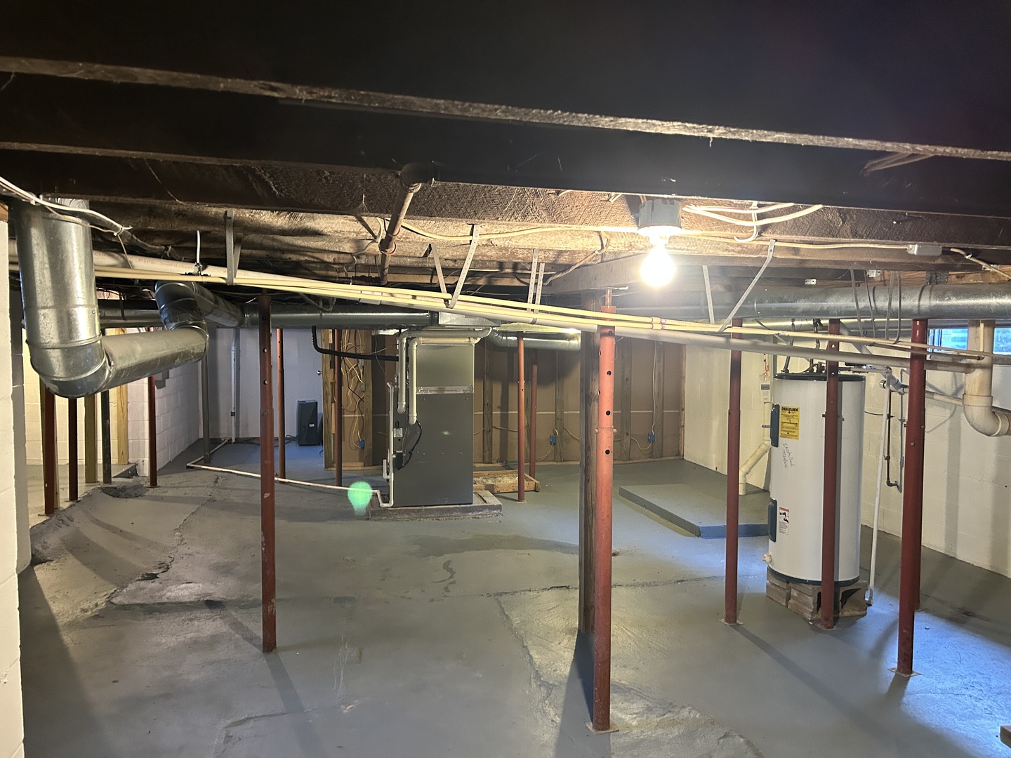 Bloomington, Illinois 61701, United States, 3 Bedrooms Bedrooms, ,2 BathroomsBathrooms,Residential,Active,244870