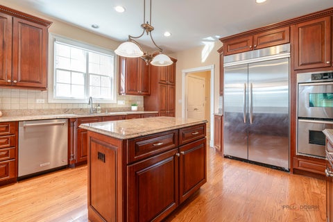 Tiny photo for 878 Writer Court, Vernon Hills, IL 60061 (MLS # 12646908)