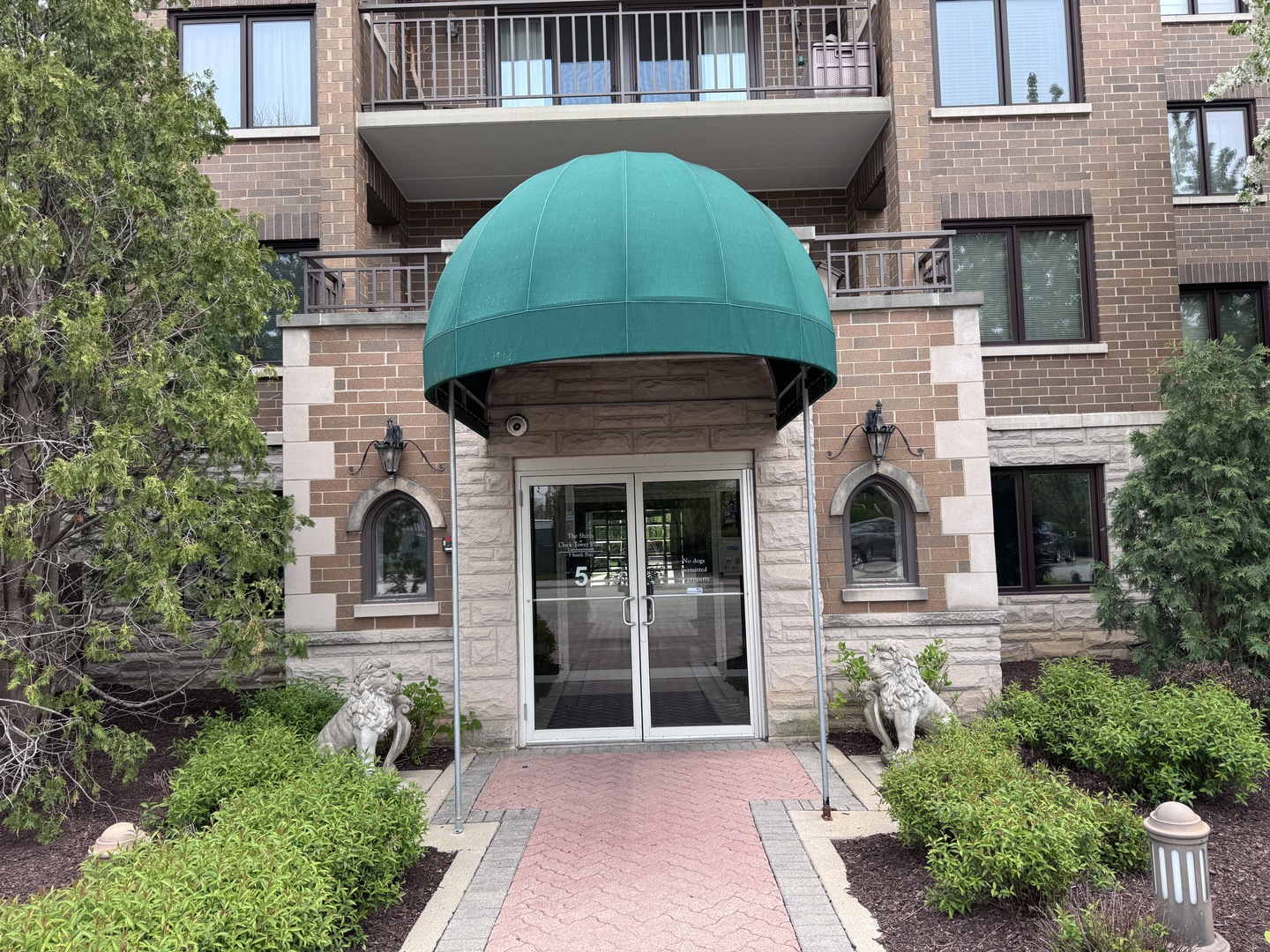 5 S Pine Street 403