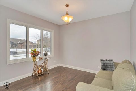 Tiny photo for 1973 Edgeview Drive, New Lenox, IL 60451 (MLS # 12634740)