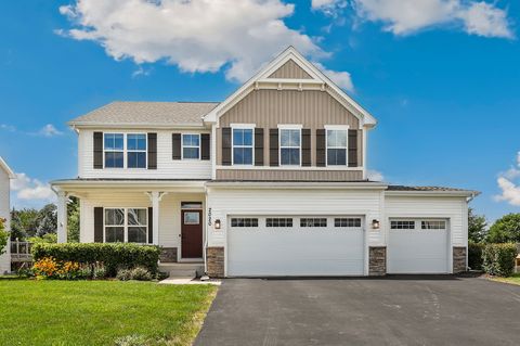 Photo of 2020 Squire Circle, Yorkville, IL 60560 (MLS # 12452050)