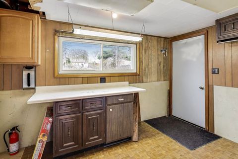 Tiny photo for 910 E Aster Avenue, Palatine, IL 60074 (MLS # 12516716)