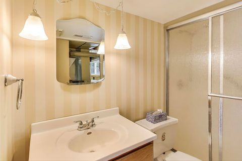 Tiny photo for 910 E Aster Avenue, Palatine, IL 60074 (MLS # 12516716)