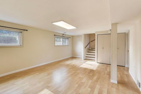 Tiny photo for 910 E Aster Avenue, Palatine, IL 60074 (MLS # 12516716)