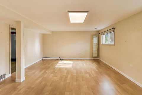 Tiny photo for 910 E Aster Avenue, Palatine, IL 60074 (MLS # 12516716)