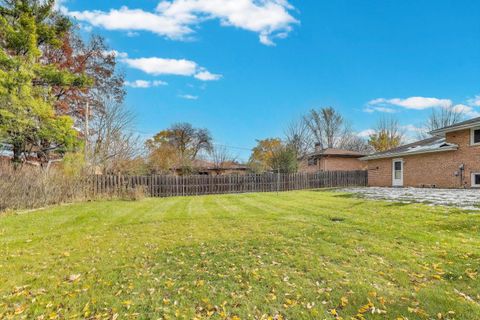 Tiny photo for 910 E Aster Avenue, Palatine, IL 60074 (MLS # 12516716)