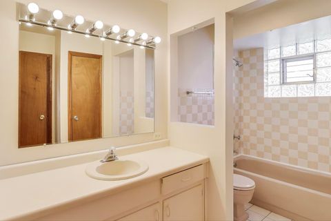 Tiny photo for 910 E Aster Avenue, Palatine, IL 60074 (MLS # 12516716)