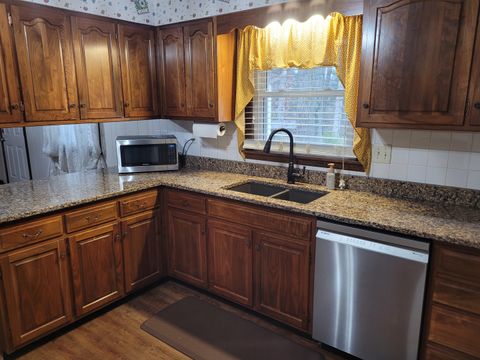 Tiny photo for 25 Wildwood Drive, Mt Vernon, IL 62864 (MLS # 12586713)