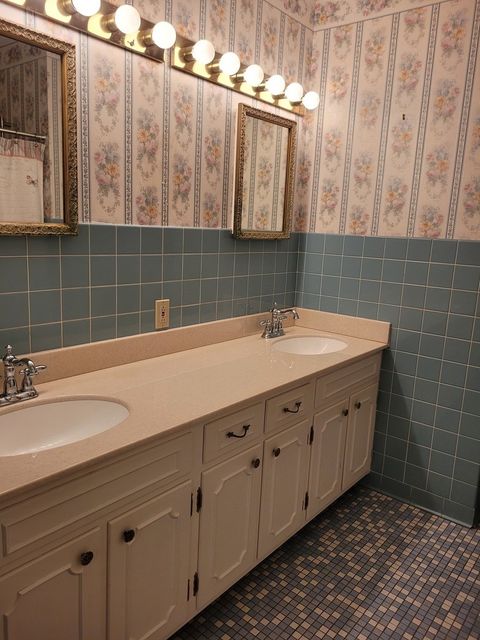 Tiny photo for 25 Wildwood Drive, Mt Vernon, IL 62864 (MLS # 12586713)