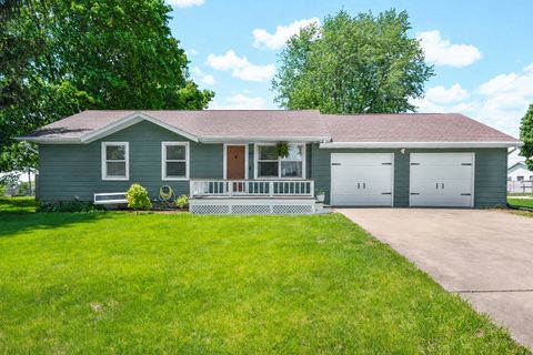 Photo of 405 Priscilla Lane, Bloomington, IL 61704 (MLS # 12645356)