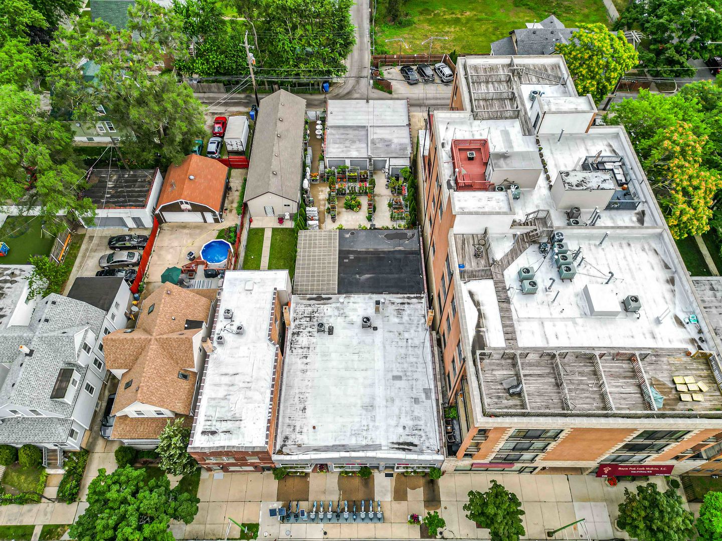 2312 W Touhy Avenue
