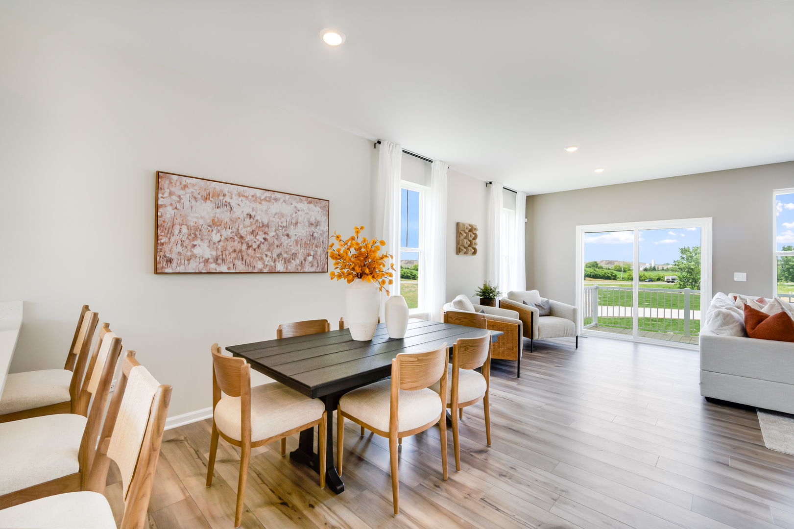 405 Red Oak Circle