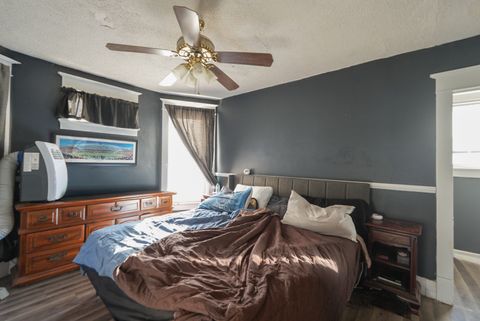 Tiny photo for 2214 Grand Avenue, Davenport, IA 52803 (MLS # 12555720)