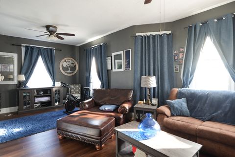 Tiny photo for 2214 Grand Avenue, Davenport, IA 52803 (MLS # 12555720)