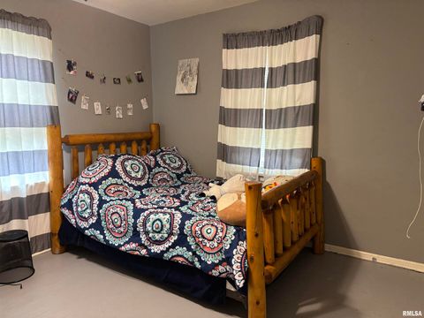 Tiny photo for 122 CENTER Street, Anna, IL 62906 (MLS # EB459916)