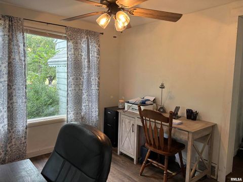 Tiny photo for 122 CENTER Street, Anna, IL 62906 (MLS # EB459916)