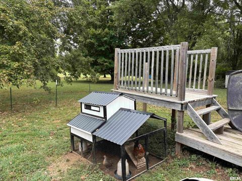 Tiny photo for 122 CENTER Street, Anna, IL 62906 (MLS # EB459916)