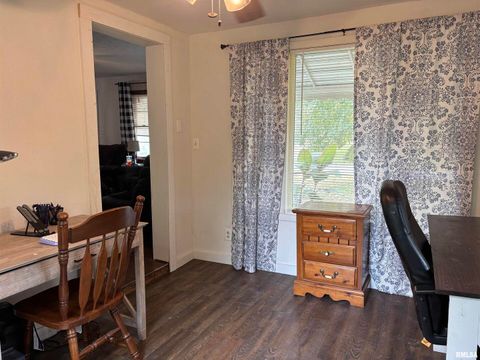 Tiny photo for 122 CENTER Street, Anna, IL 62906 (MLS # EB459916)