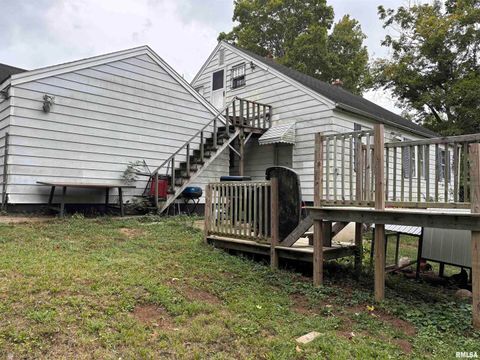 Tiny photo for 122 CENTER Street, Anna, IL 62906 (MLS # EB459916)