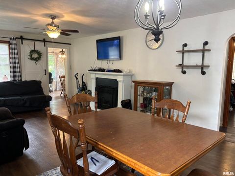 Tiny photo for 122 CENTER Street, Anna, IL 62906 (MLS # EB459916)